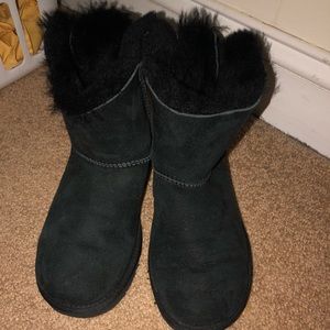 Black Bowed Uggs